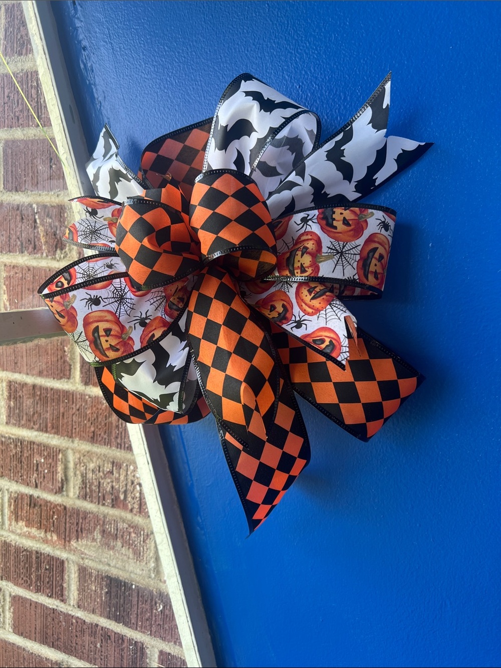 Halloween Door Bow - Black & Orange Checker with Pumpkin Ribbon